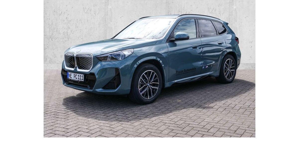 BMW iX1 7.990 km 57.980 &euro; Dormagen 41540