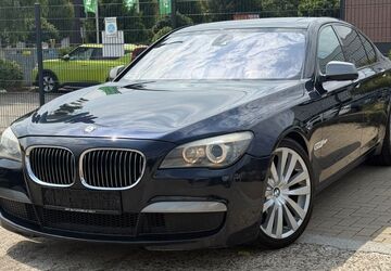 BMW 740 225.000 km 9.990 &euro; Köln 51105