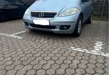 Mercedes-Benz A 150 194.576 km 1.800 &euro; Köln 51143
