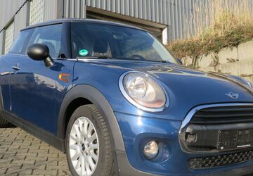 Mini One First 208.662 km 4.490 &euro; Lindlar 51789