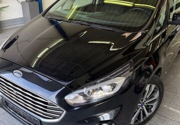 Ford S-Max 152.379 km 18.799 &euro; Köln 50829