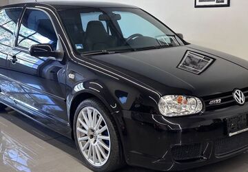 VW Golf 13.740 km 53.900 &euro; Köln 51149
