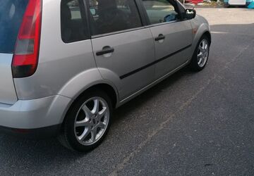 Ford Fiesta 243.000 km 750 &euro; Köln 51103