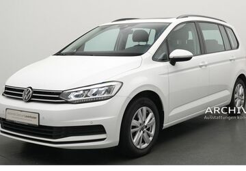 VW Touran 44.341 km 26.488 &euro; Leverkusen 51379
