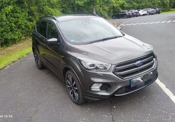 Ford Kuga 117.000 km 16.800 &euro; Troisdorf 53844