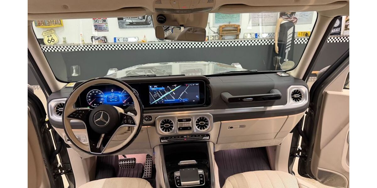 Mercedes-Benz G 450 9.800 km 164.900 &euro; Köln 51069
