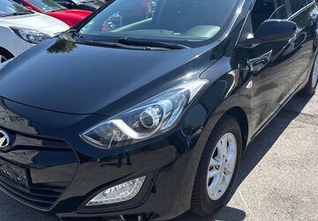 Hyundai i30 96.000 km 5.600 &euro; Leverkusen 51381