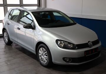 VW Golf 95.600 km 5.900 &euro; Neuss-Norf 41469