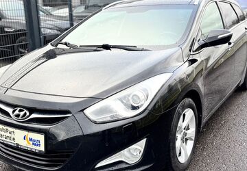 Hyundai i40 203.000 km 6.900 &euro; Troisdorf (10 km Köln-Bonn Airport) 53842