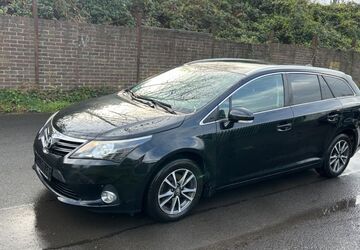 Toyota Avensis 200.000 km 5.700 &euro; Köln 50739