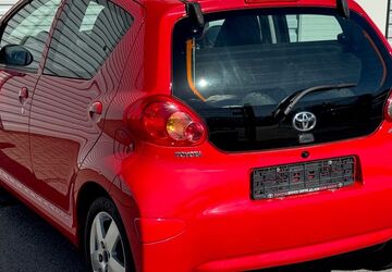 Toyota Aygo (X) 108.220 km 3.890 &euro; Solingen 42719