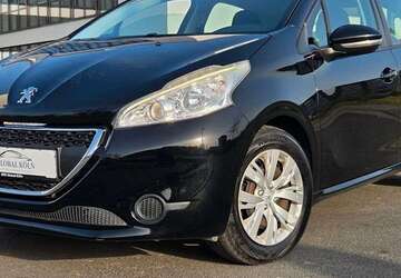 Peugeot 208 98.000 km 5.800 &euro; Köln 51107