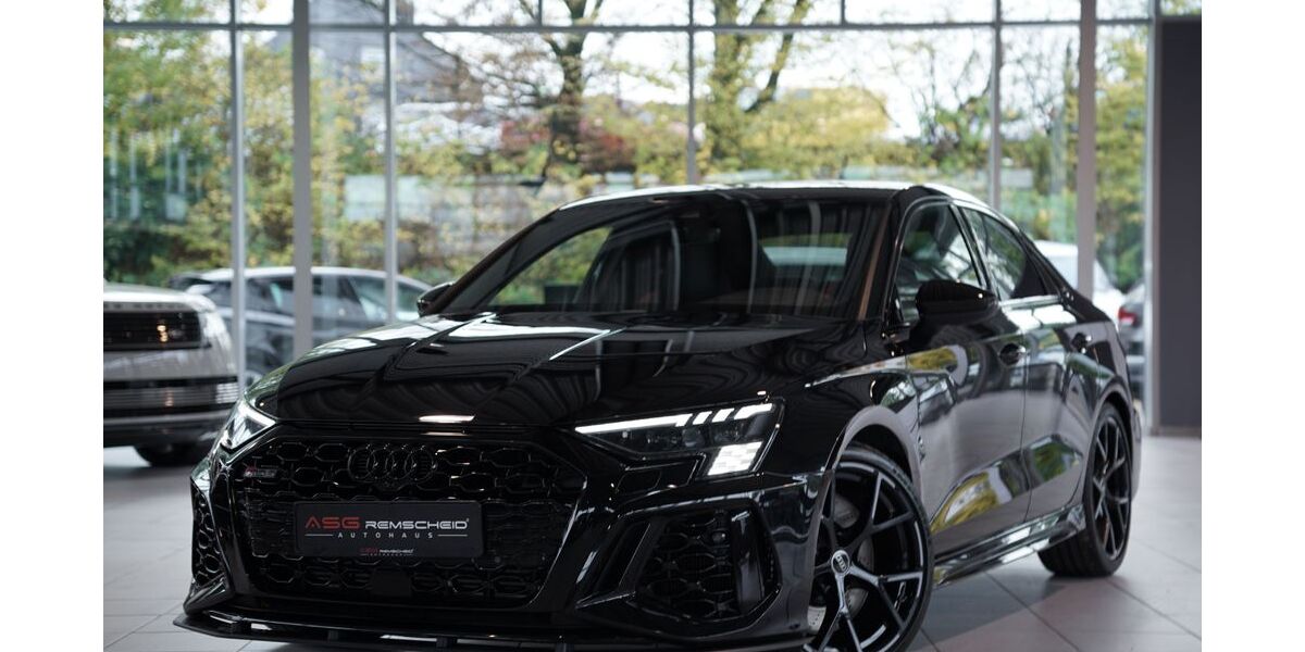 Audi RS3 49.500 km 56.700 &euro; Remscheid/NRW 42855