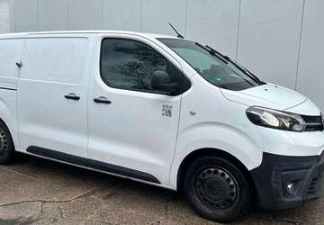 Toyota Proace 123.849 km 12.995 &euro; Köln 51107
