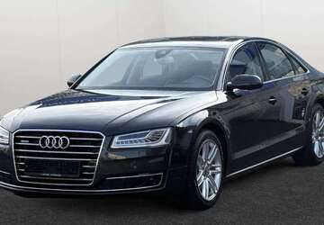 Audi A8 106.300 km 30.990 &euro; Bergisch Gladbach 51429