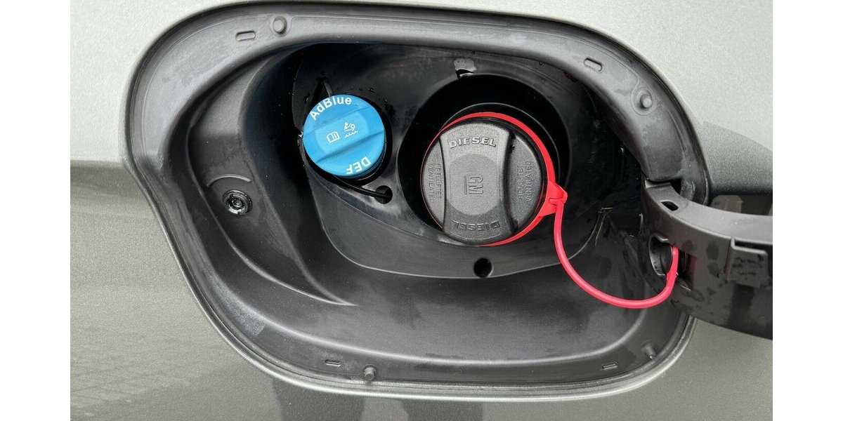 Opel Astra Klima Navi Temp CarPlay GARANTIE 28.000 km 28.000 km 14.900 &euro; Erftstadt 50374