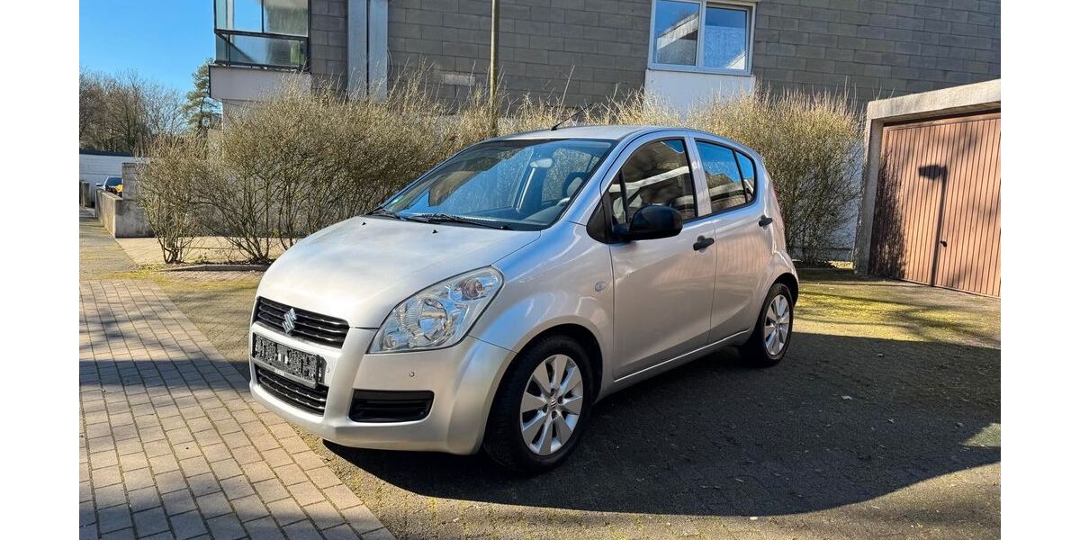 Suzuki Splash 85.000 km 2.899 &euro; Haan 42781