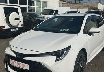 Toyota Corolla 61.000 km 23.450 &euro; Brühl 50321