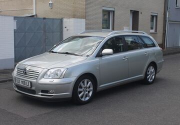 Toyota Avensis 240.000 km 2.750 &euro; Köln 50739