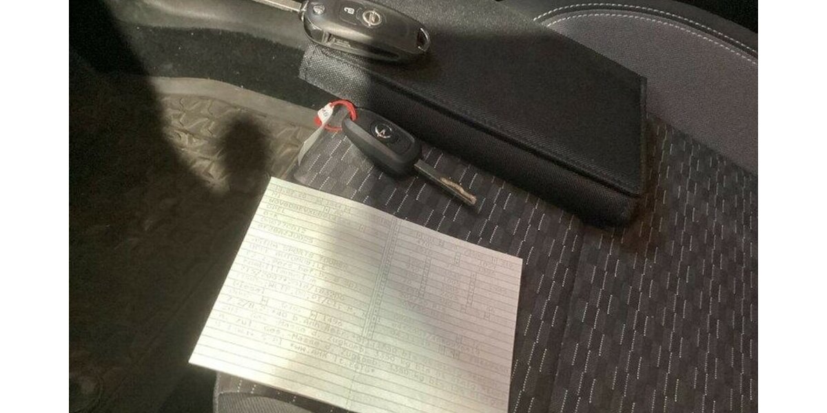 Opel Astra Klima Navi Temp CarPlay GARANTIE 37.000 km 37.000 km 14.900 &euro; Erftstadt 50374