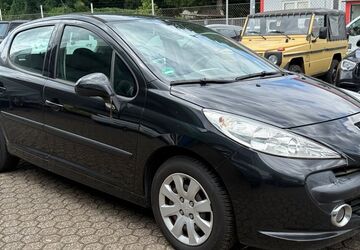 Peugeot 207 172.354 km 1.995 &euro; Köln 50739
