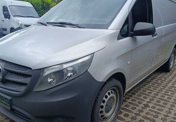 Mercedes-Benz Vito 271.850 km 9.990 &euro; Leverkusen 51381