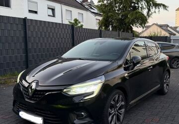 Renault Clio 68.000 km 11.999 &euro; Köln 51145