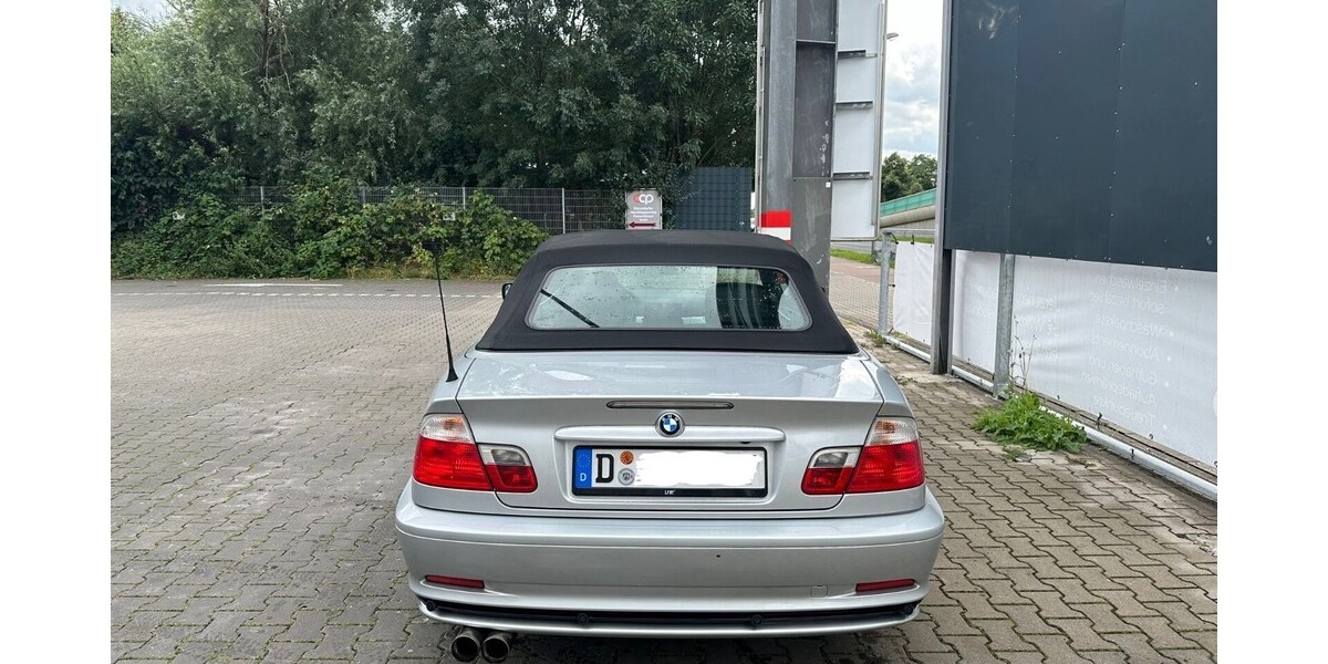 BMW 318 114.000 km 7.000 &euro; Düsseldorf 40213