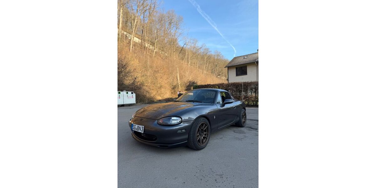 Mazda MX-5 95.000 km 16.900 &euro; Solingen 42651