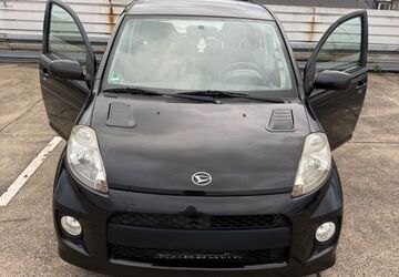 Daihatsu Sirion 97.000 km 2.200 &euro; Leverkusen 51379