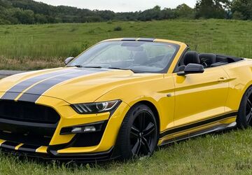 Ford Mustang 109.081 km 21.000 &euro; Leverkusen 51381