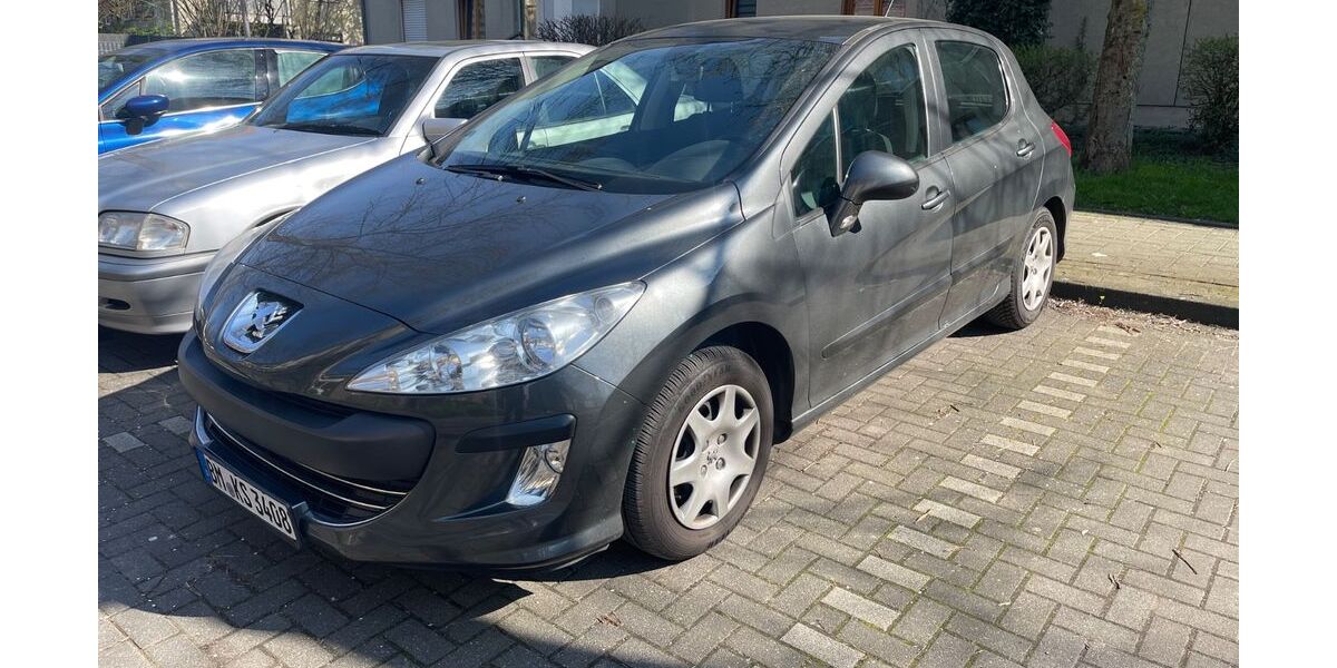 Peugeot 308 147.900 km 3.200 &euro; Hürth 50354