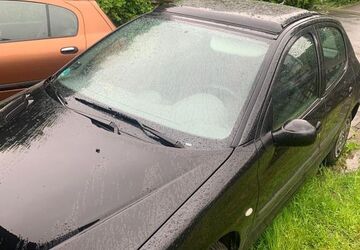 Peugeot 206 81.000 km 1.950 &euro; Lohmar 53797