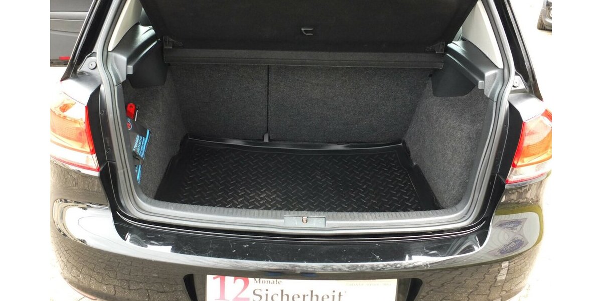 VW Golf 1.4i TRENDLINE KLIMAANLAGE SPORT-LMF SHZ 132.895 km 6.598 &euro; Köln 50858