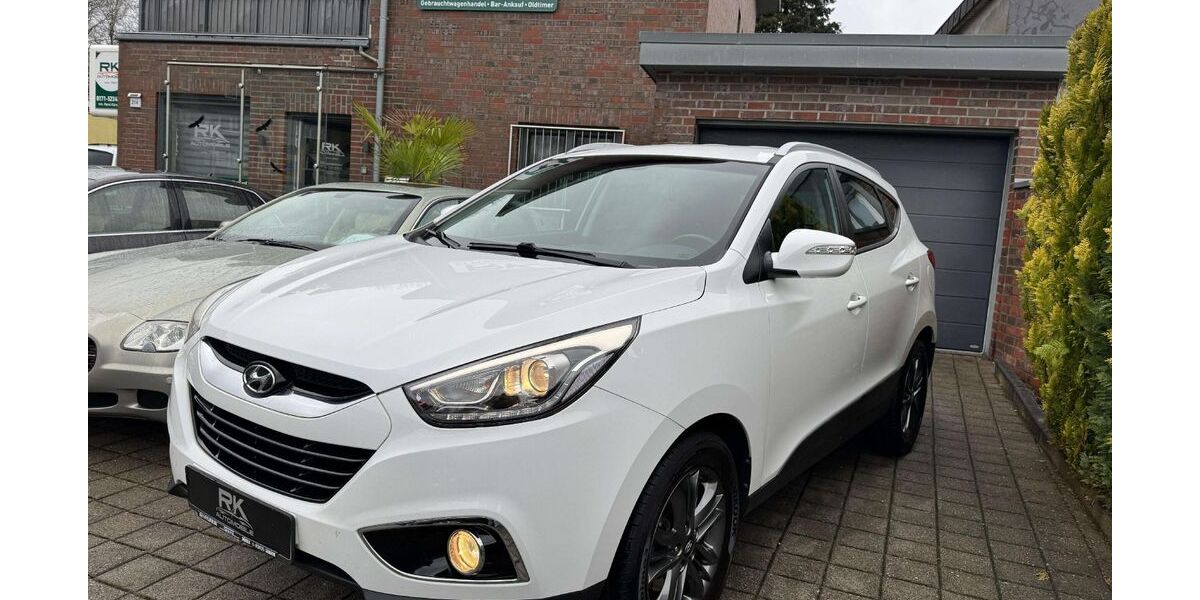Hyundai ix35 143.000 km 8.999 &euro; Solingen 42651