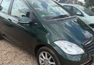 Mercedes-Benz A 180 83.600 km 5.700 &euro; Leverkusen 51371