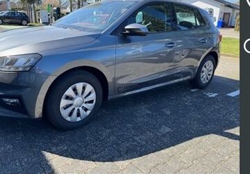 Skoda Fabia 5.000 km 21.789 &euro; Erftstadt 50374