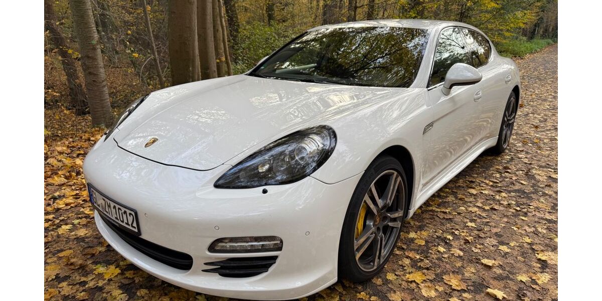 Porsche Panamera 156.357 km 22.999 &euro; Rösrath 51503