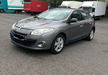 Renault Megane 175.000 km 5.000 &euro; Köln 51103