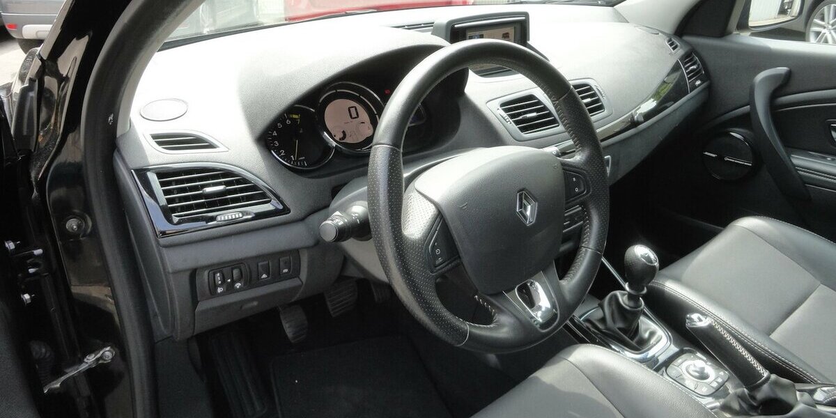 Renault Megane BOSE Edit. Klima.Kette+Reifen+Kuppl.Neu 150.000 km 5.790 &euro; Neuss 41462