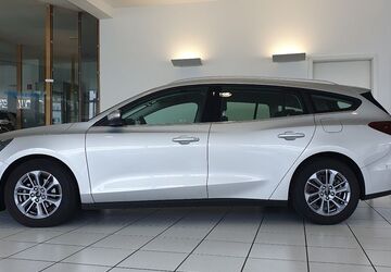 Ford Focus 53.000 km 17.250 &euro; Köln 51149