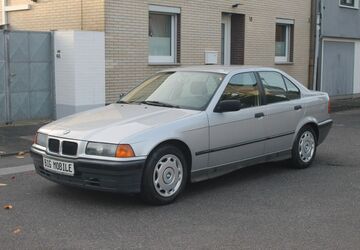 BMW 320 113.000 km 7.990 &euro; Köln 50739