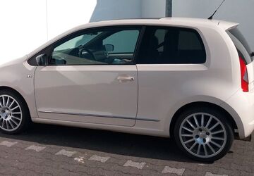 Seat Mii 84.000 km 9.990 &euro; Köln 50737