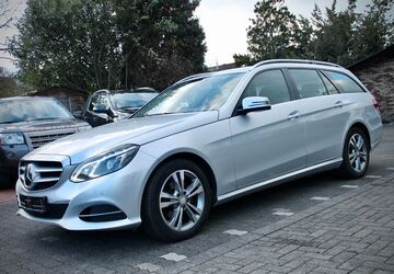Mercedes-Benz E 220 128.000 km 15.900 &euro; Köln 51145
