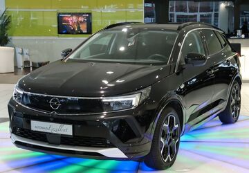 Opel Grandland (X) 76.412 km 21.750 &euro; Troisdorf (Köln/Bonn) 53842