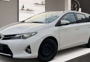 Toyota Auris 131.454 km 8.488 &euro; Köln 51067