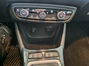 Opel Crossland X GS Line SHZ LHZ PDC Kamera Klimaautom. 24.028 km 16.270 &euro; HAAN 42781