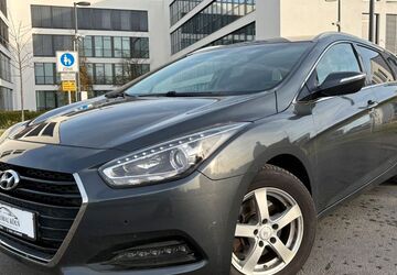 Hyundai i40 178.000 km 7.999 &euro; Köln (Ostheim) 51107