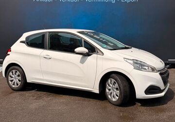 Peugeot 208 148.000 km 4.900 &euro; Düsseldorf 40227
