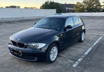 BMW 120 220.000 km 5.700 &euro; Leverkusen 51373